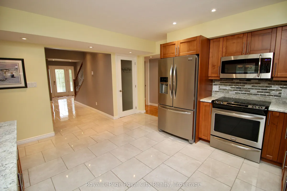 13 Elgin Street, Northern Bruce Peninsula, ON N0H 2R0