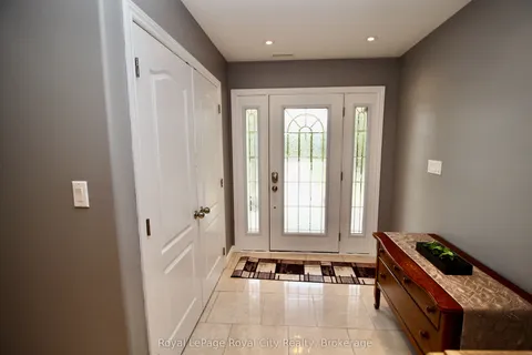 13 Elgin Street, Northern Bruce Peninsula, ON N0H 2R0