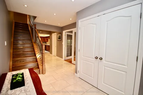 13 Elgin Street, Northern Bruce Peninsula, ON N0H 2R0