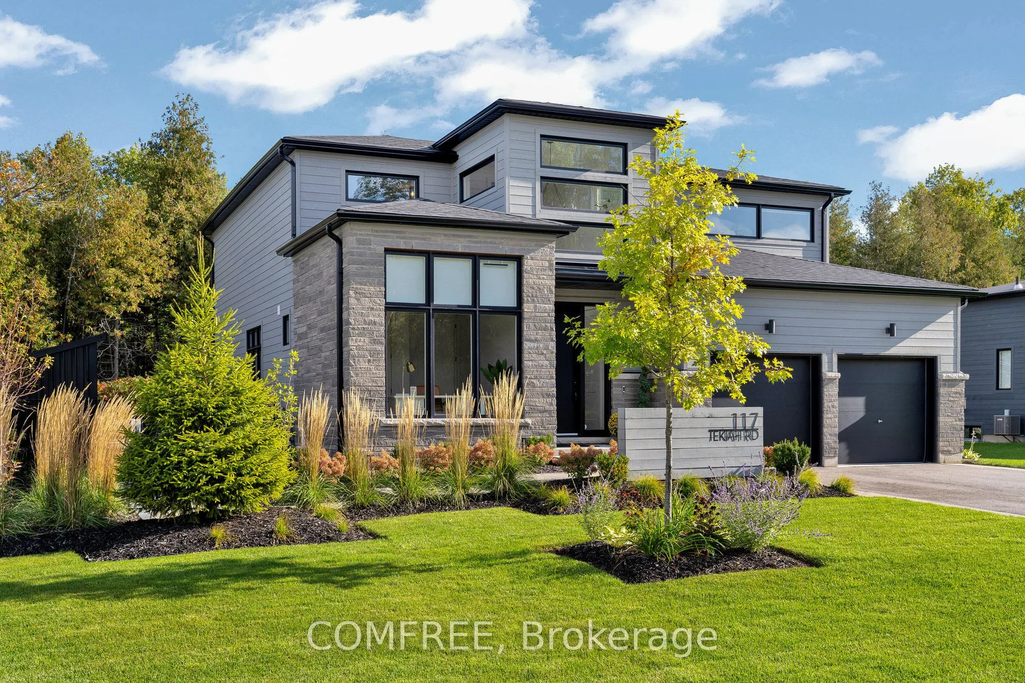 117 Tekiah Road, Blue Mountains, ON N0H 1J0