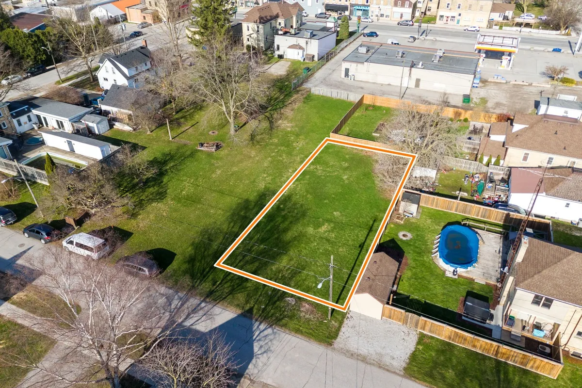 257 Pearl Street, North Middlesex, ON N0M 2K0