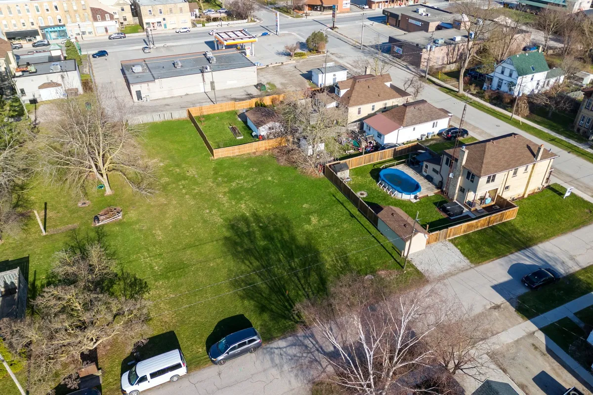 257 Pearl Street, North Middlesex, ON N0M 2K0