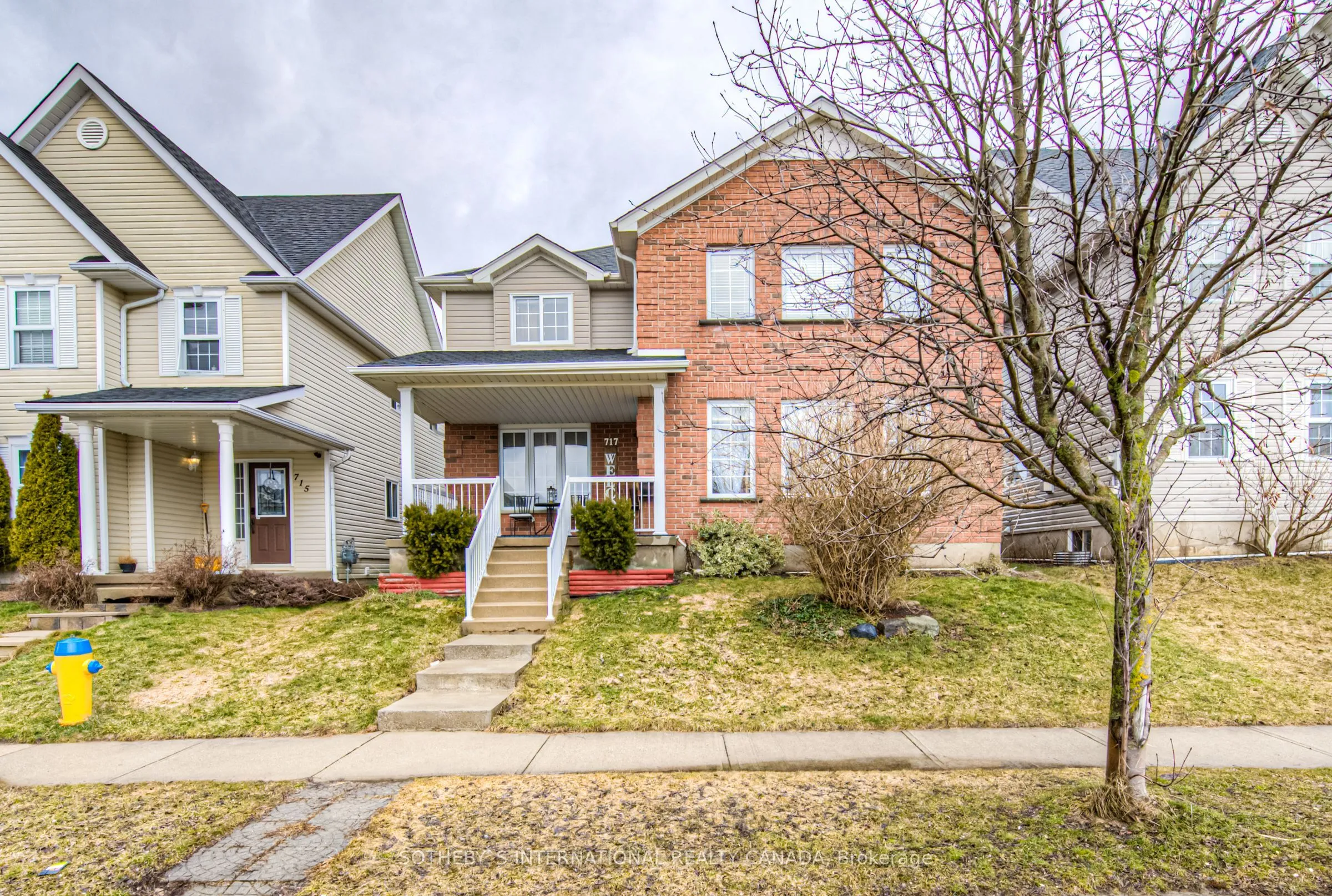 717 Brandenburg Boulevard, Waterloo, ON N2T 2V4