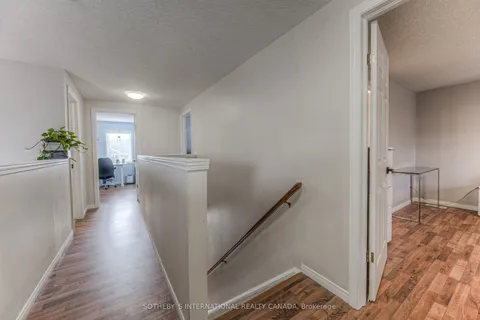 717 Brandenburg Boulevard, Waterloo, ON N2T 2V4