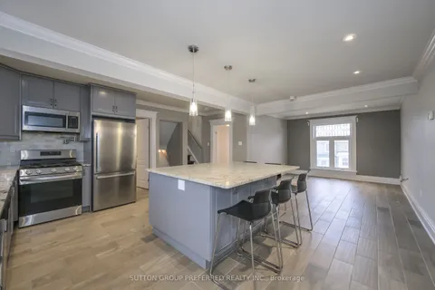 100 Central Avenue, ON N6A 1M4