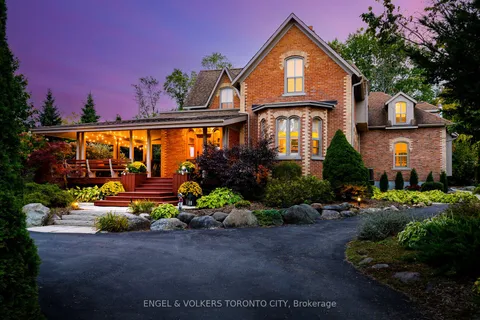 13 Huron Street, Blue Mountains, ON N0H 2P0