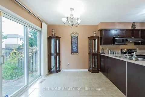 148 Spyer Road, London, ON N6M 1J2