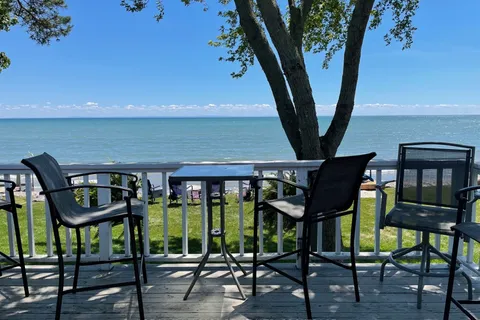 12883 Old Lakeshore Road, Wainfleet, ON L0S 1V0