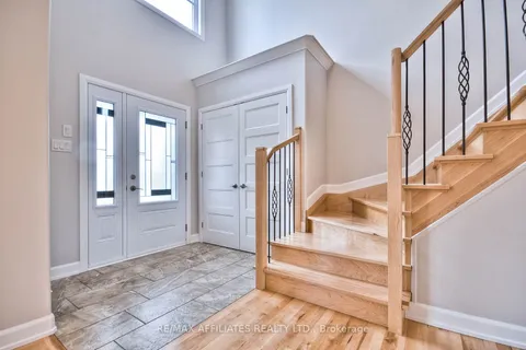 619 Geneva Crescent, Russell, ON K0A 1W0