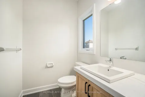 619 Geneva Crescent, Russell, ON K0A 1W0