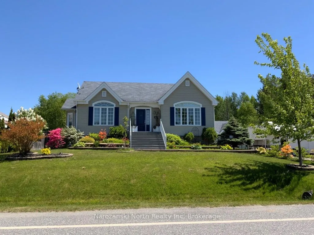 46 Tamerack Avenue, West Nipissing, ON P2B 3H3