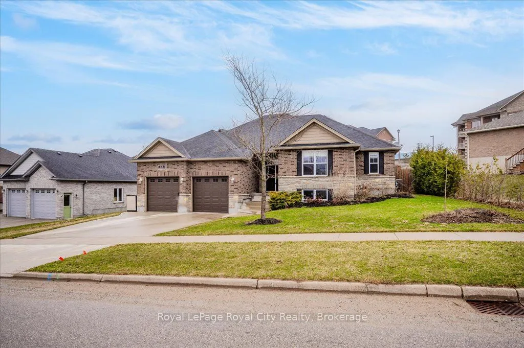 84 Andrews Drive, Mapleton, ON N0G 1P0