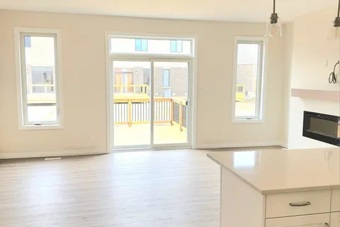 24 BRAUN Avenue, Tillsonburg, ON N4G 0K5