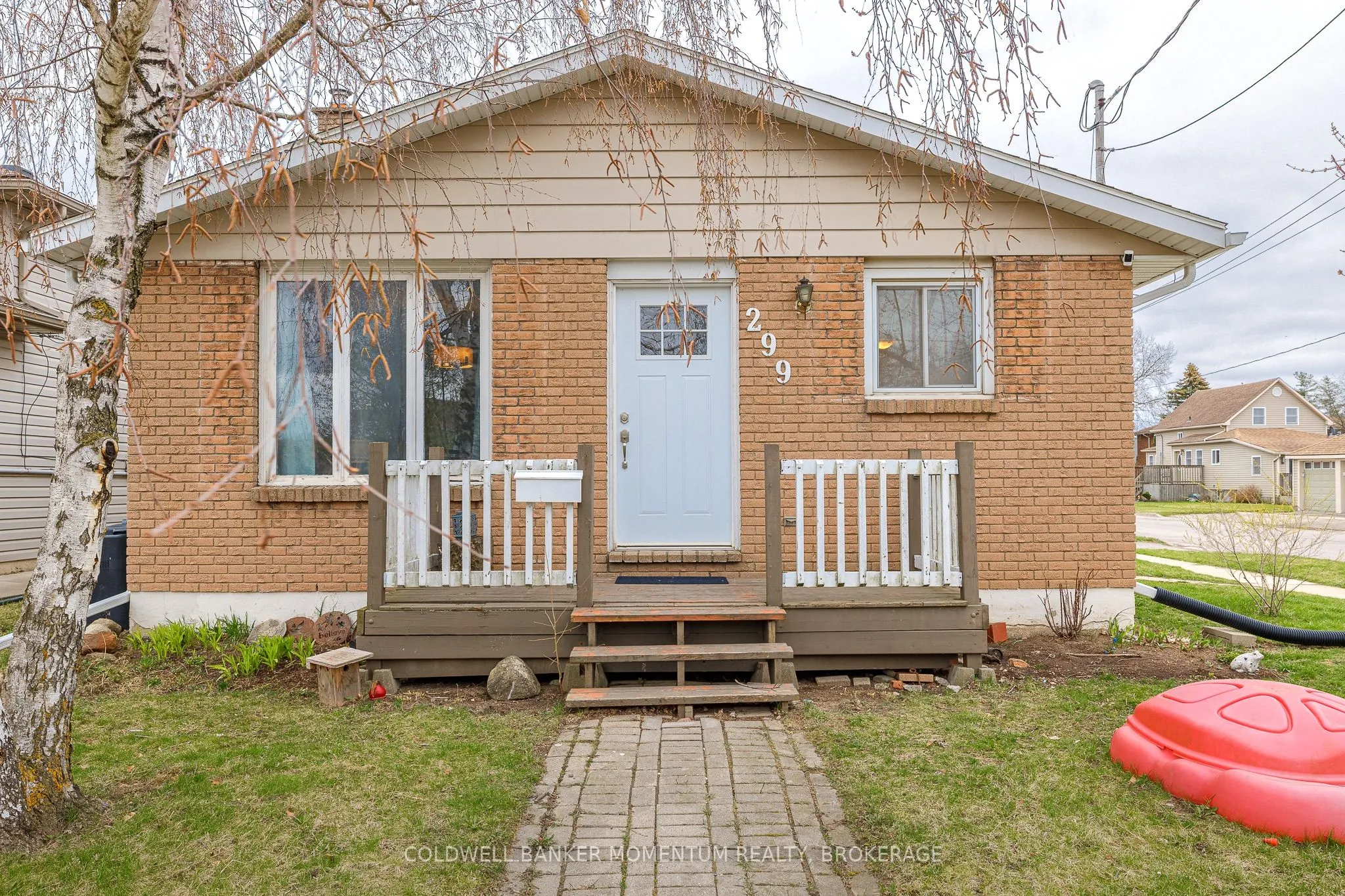 299 Dain Avenue, Welland, ON L3B 3E7