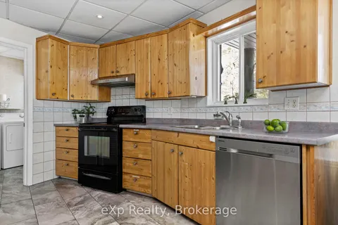 3 Harris Lake Road, Parry Sound Remote Area, ON P0G 1K0