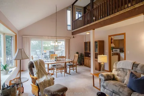 325 Second Avenue, South Bruce Peninsula, ON N0H 2G0