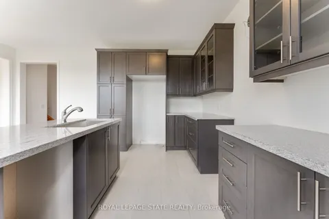 64 Shawbridge Court, Hamilton, ON L8J 0J8