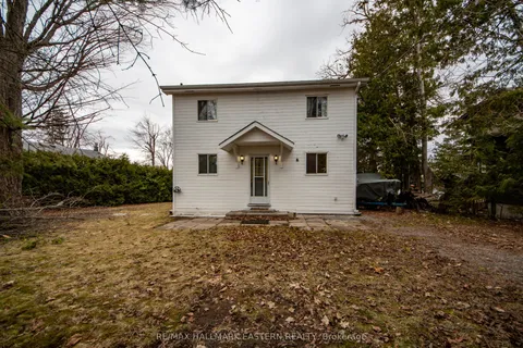 1682 Poplar Point Road, Selwyn, ON K9J 6X5