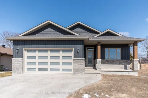 389 PATRICIA Avenue, Pembroke, ON K8A 7Y2