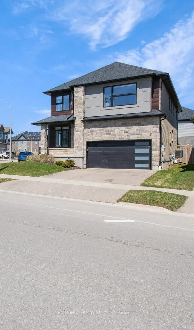 556 Mayapple Street, Waterloo, ON N2V 0C3