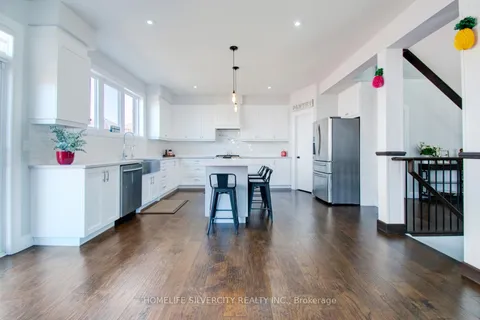 556 Mayapple Street, Waterloo, ON N2V 0C3