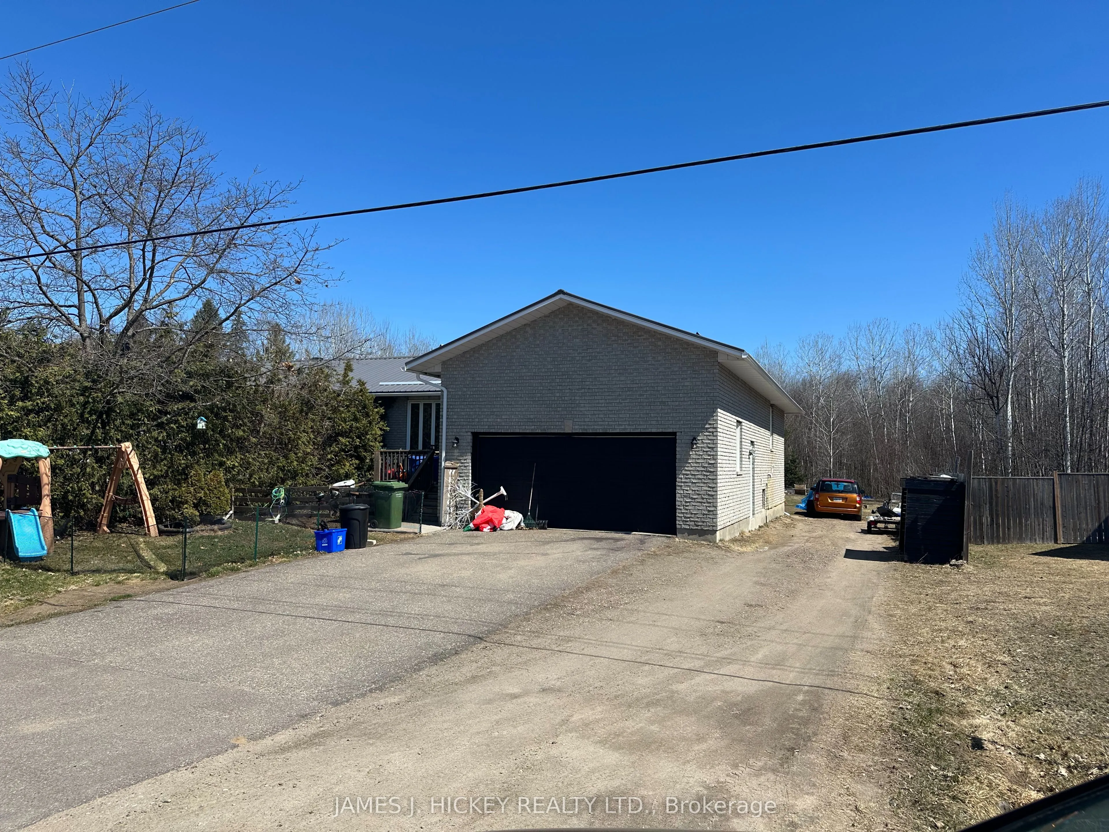 401 Biesenthal Road, Petawawa, ON K8A 6W7