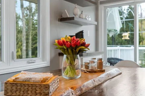 403 Simcoe Avenue, South Bruce Peninsula, ON N0H 2G0