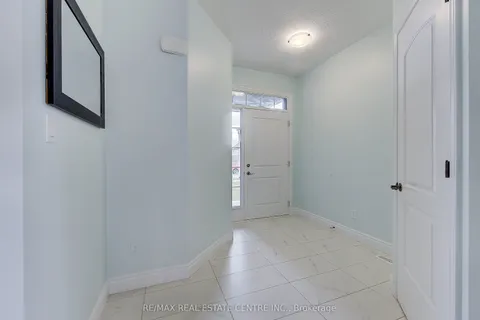 1600 Noah Bend, ON N6G 5S1