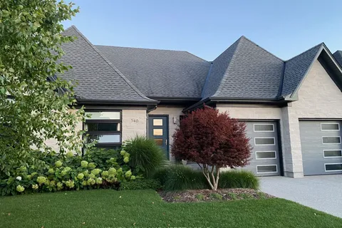 346 Bradwell Chase, London, ON N6G 5L9