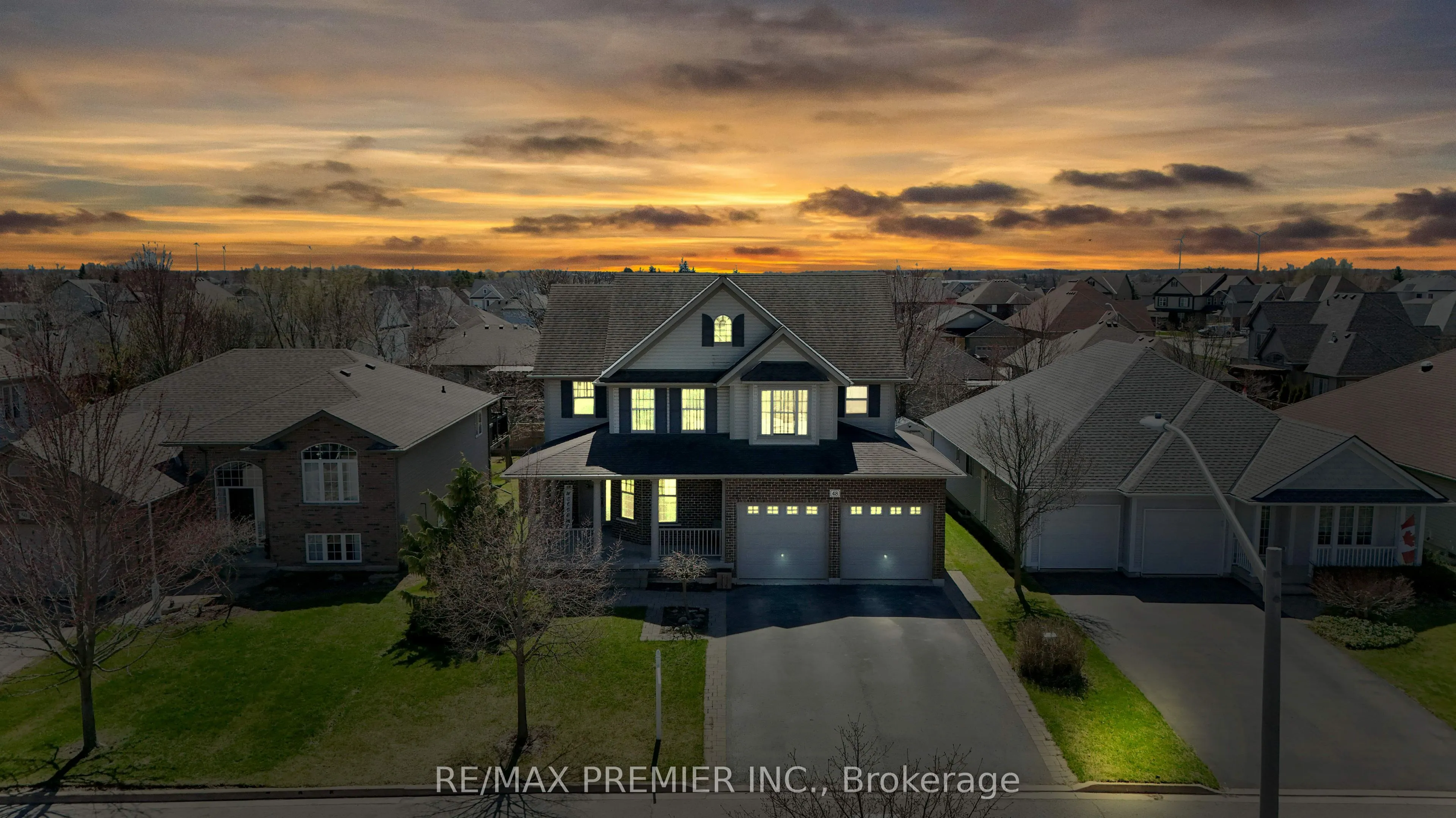 48 Sarah Crescent, West Lincoln, ON L0R 2A0