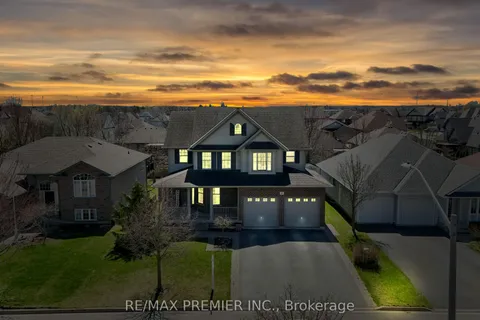 48 Sarah Crescent, West Lincoln, ON L0R 2A0