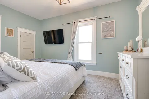 2 Loveys Street, East Zorra-Tavistock, ON N0J 1L0