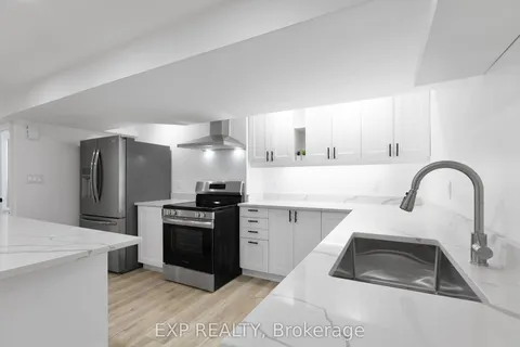 12 Barrhaven Crescent, Barrhaven, ON K2J 1E8