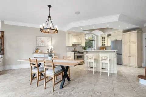 101 Arthur Road, Tay Valley, ON K0H 2B0