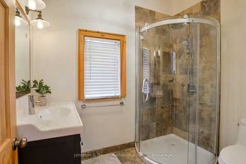 1217 Sherwood Forest Road, Bracebridge, ON P1L 1X3