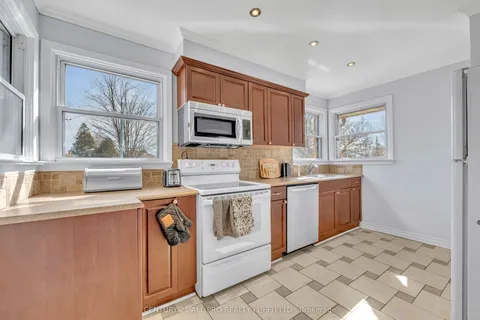 621 Ruth Street, Cobourg, ON K9A 2T9