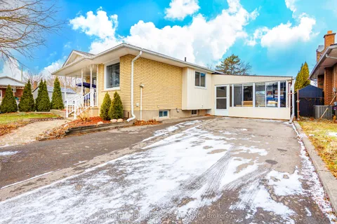 5941 Brooks Crescent, Niagara Falls, ON L2J 1N4