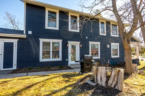 64 Front Street, Kawartha Lakes, ON K0M 1A0