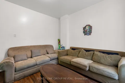 29 Gertrude Street, Hamilton, ON L8L 4B7