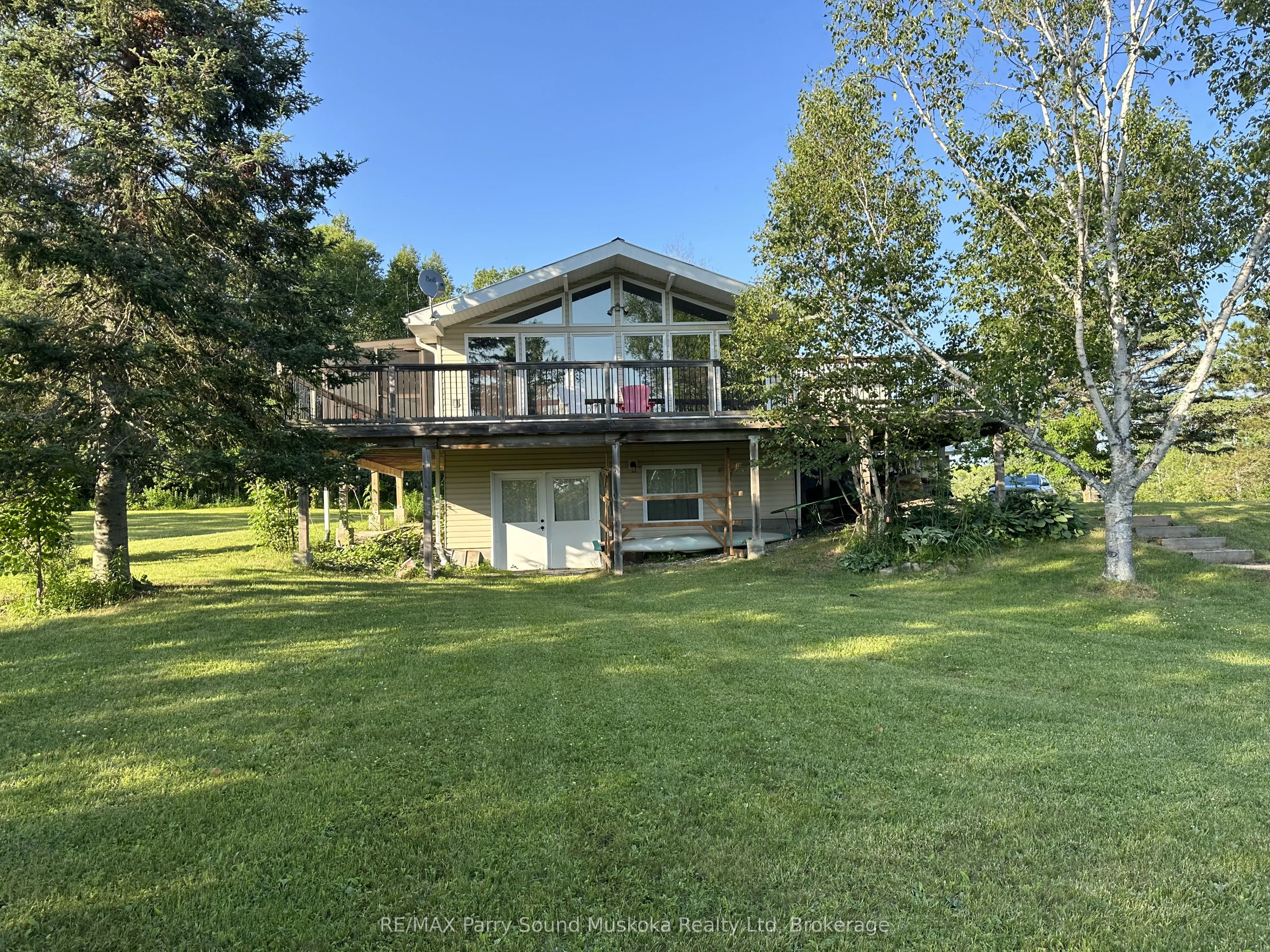 3 Magnet Road, Magnetawan, ON P0A 1P0