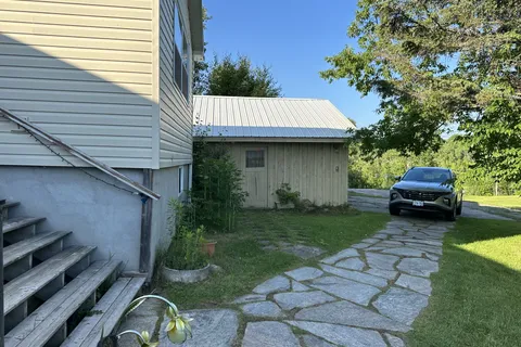 3 Magnet Road, Magnetawan, ON P0A 1P0