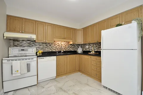 262 Northlake Drive, Waterloo, ON N2V 1A9