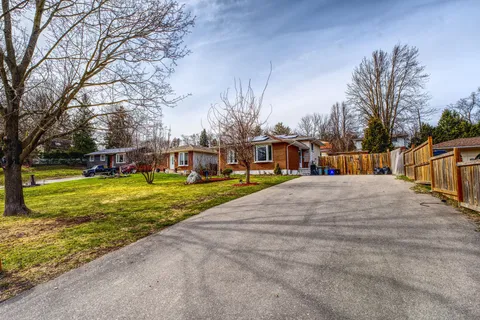 26 Ashton Drive, Norfolk, ON N3Y 2S4