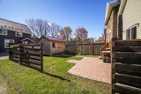 1235 2nd Avenue, Owen Sound, ON N4K 2J2