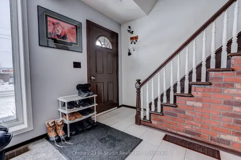 1235 2nd Avenue, Owen Sound, ON N4K 2J2