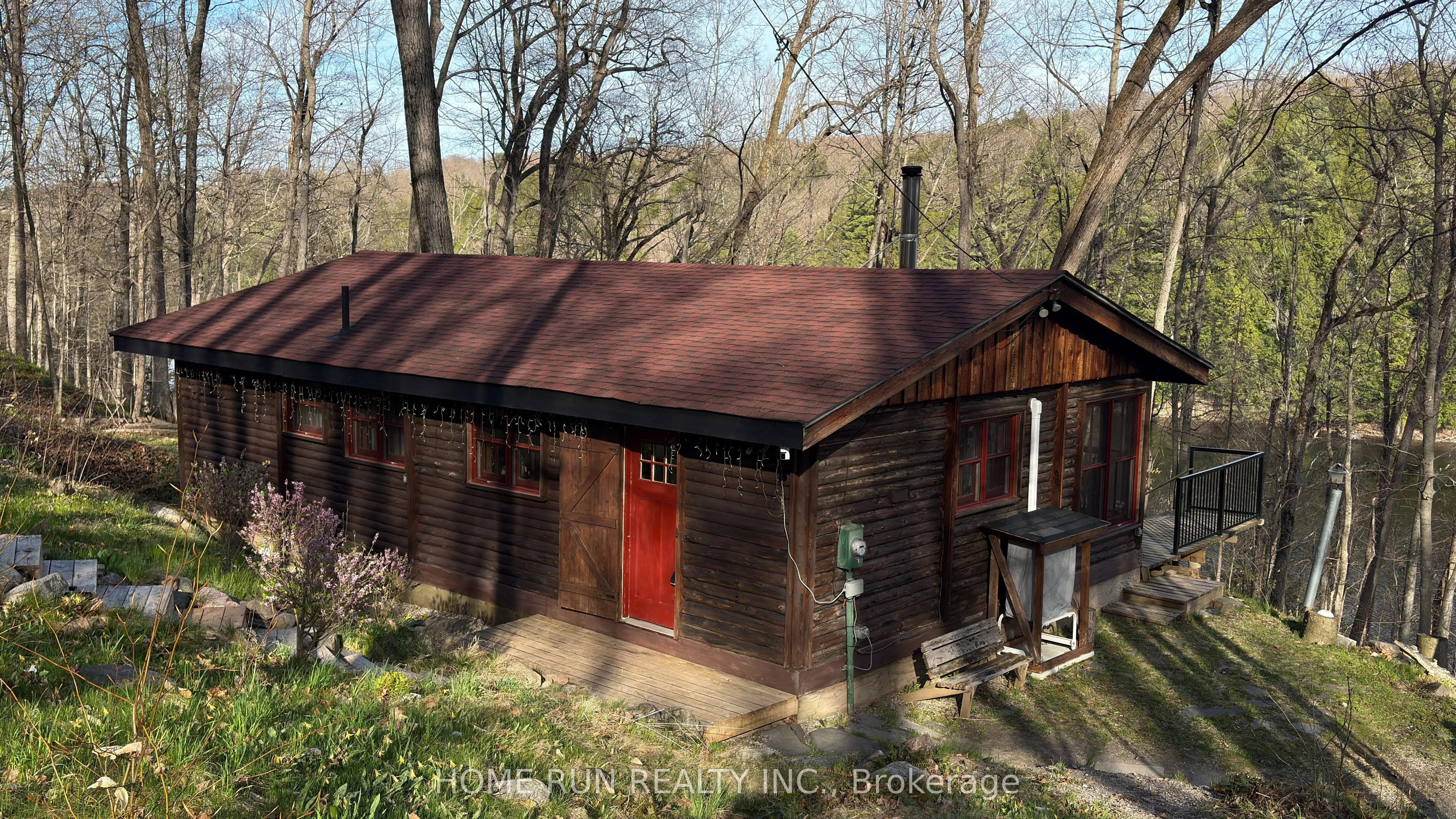 2335 Calabogie Road, Greater Madawaska, ON K0J 1G0