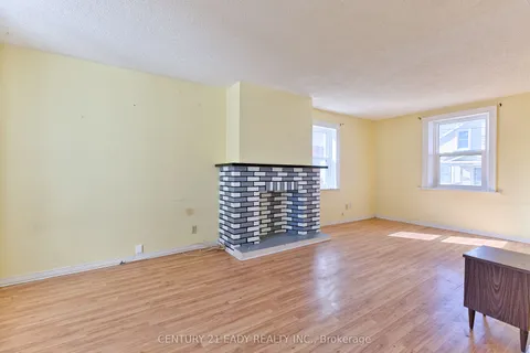 261 Plaunt Street, Renfrew, ON K7V 1M9