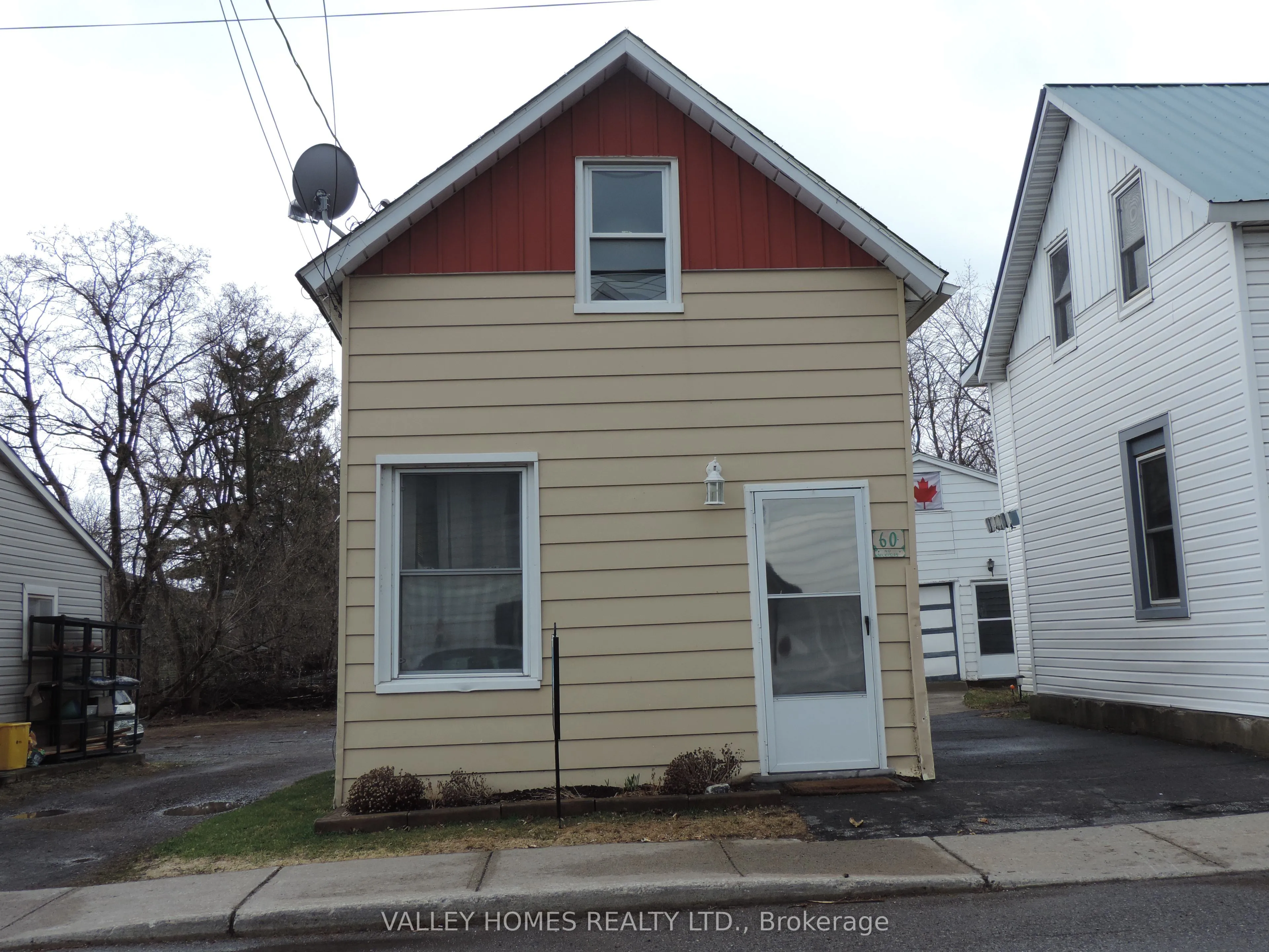 60 VICTORIA Street, Carleton Place, ON K7C 2W4