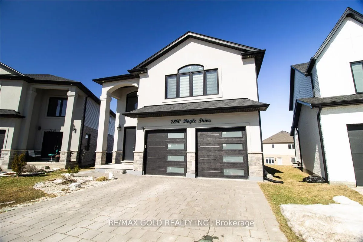 2880 DOYLE Drive, London South, ON N6M 1G5