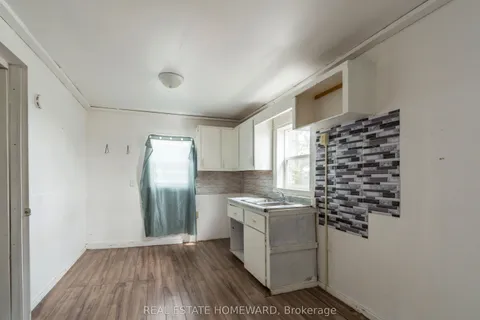 195 Victoria Avenue, Quinte West, ON K8V 5A4